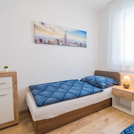 Appartement Gemini I., Iii.